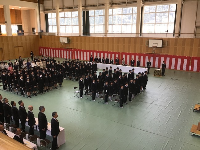 新入生並び