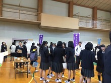 １